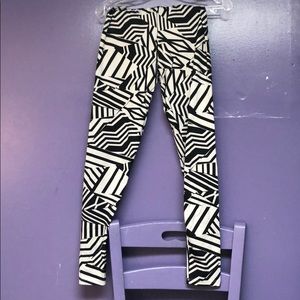 Tights black and white design